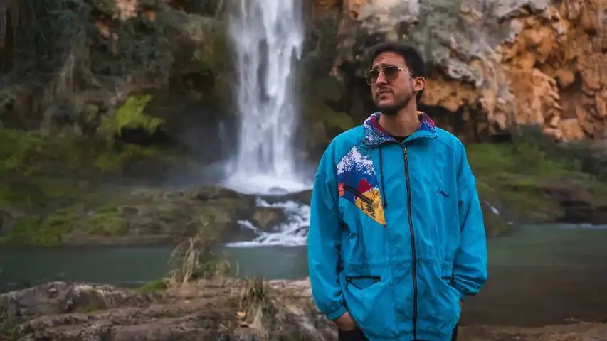 Contestant Image - Arjé