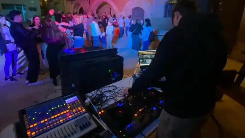 Contestant Image - DJ6co- Francesc Solé